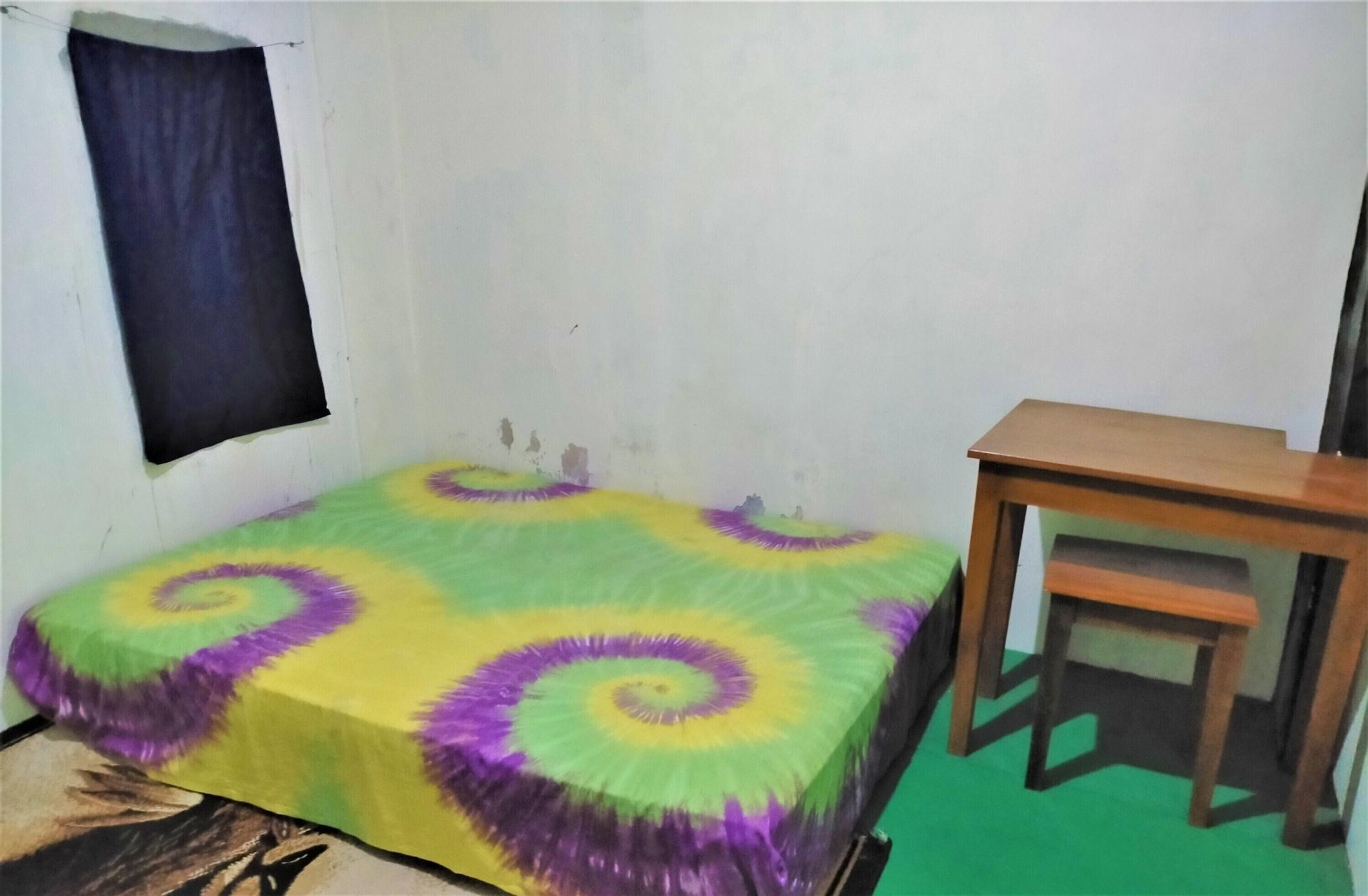 Gandrung City Hostel Бануванги Екстериор снимка