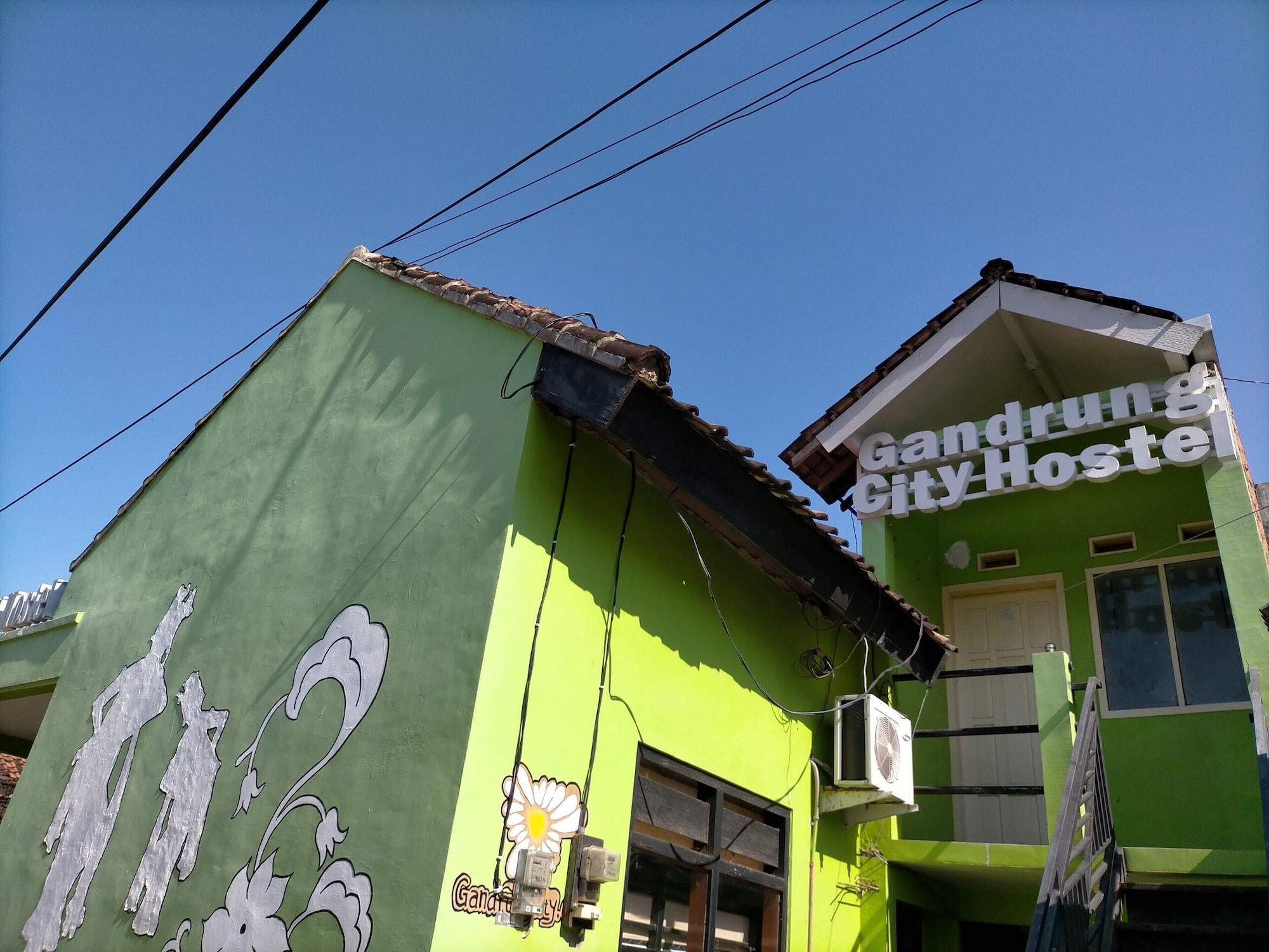 Gandrung City Hostel Бануванги Екстериор снимка