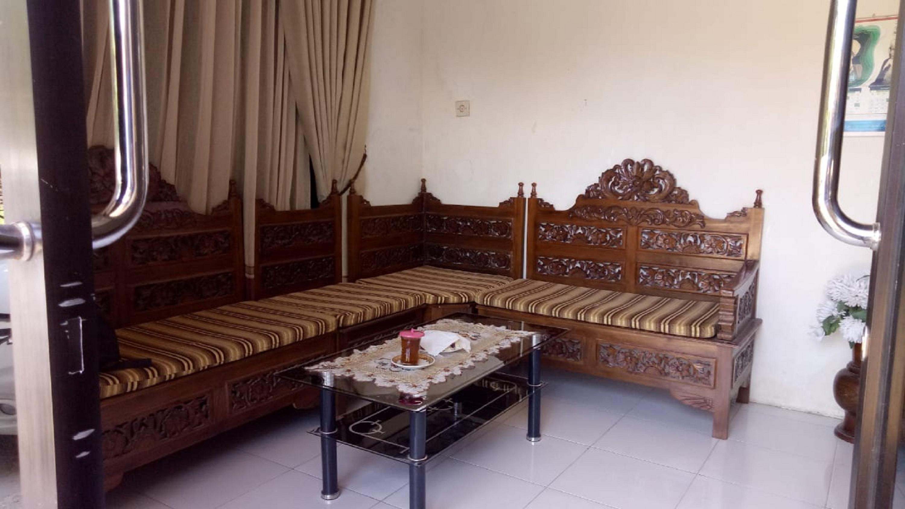 Gandrung City Hostel Бануванги Екстериор снимка