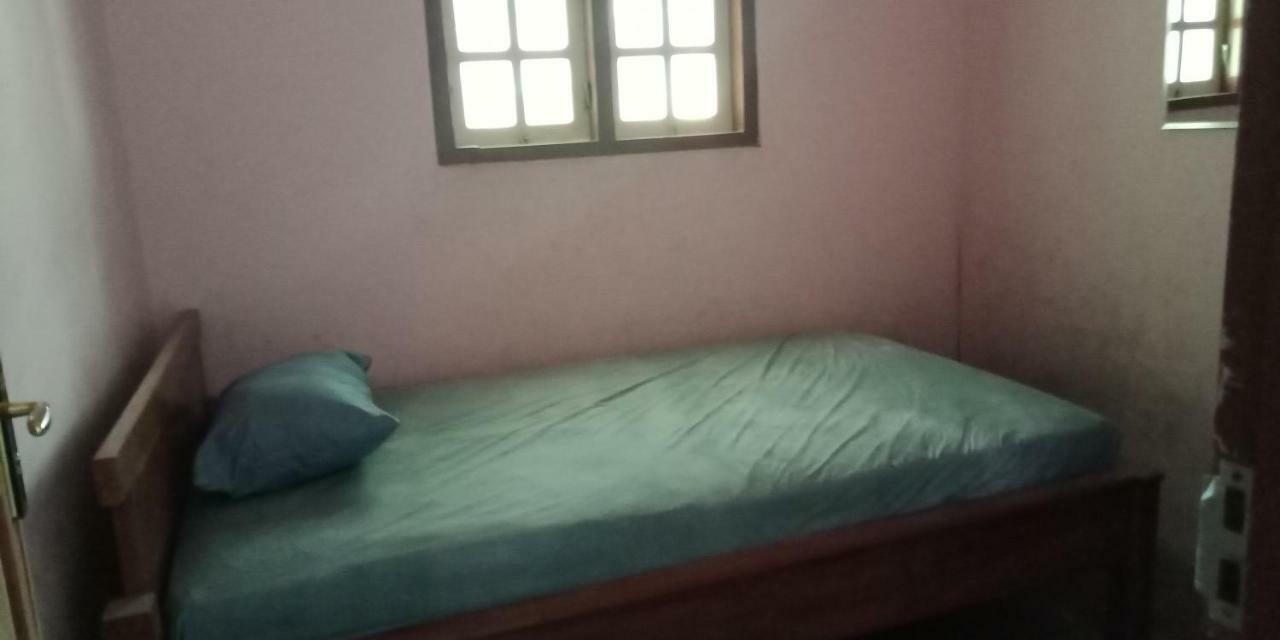 Gandrung City Hostel Бануванги Екстериор снимка