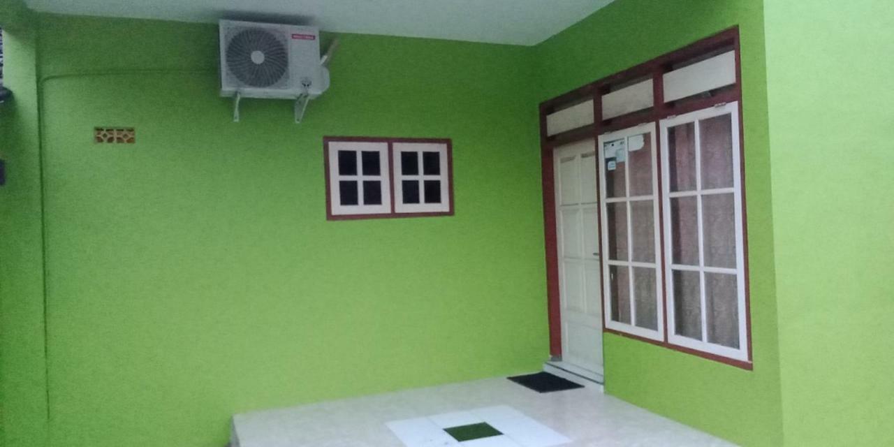 Gandrung City Hostel Бануванги Екстериор снимка