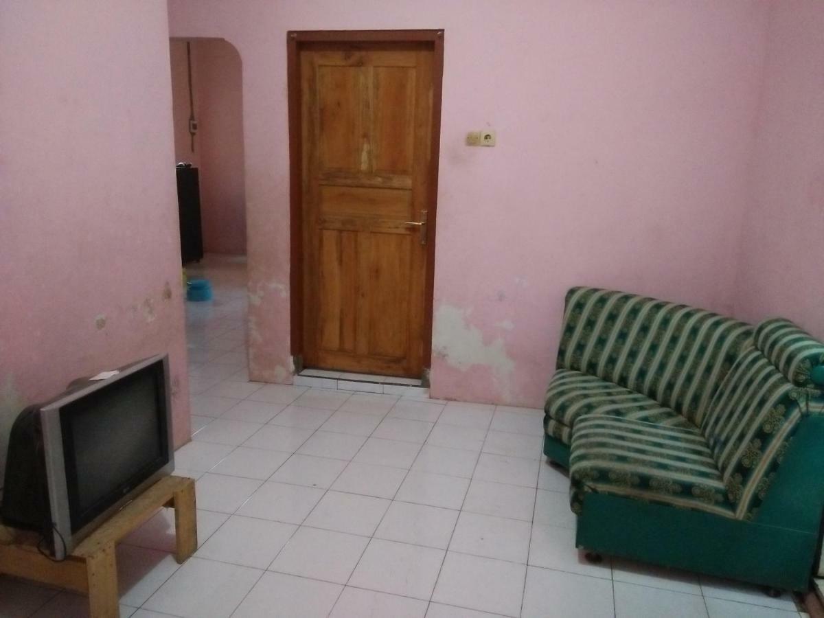 Gandrung City Hostel Бануванги Стая снимка